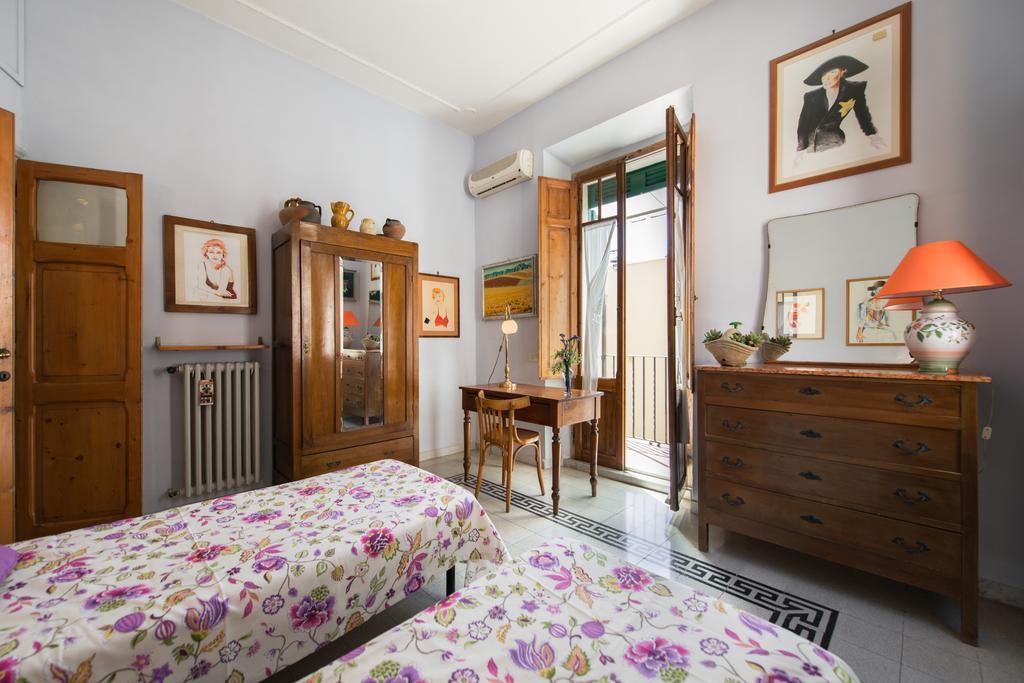 Colosseo Holiday House ローマ エクステリア 写真